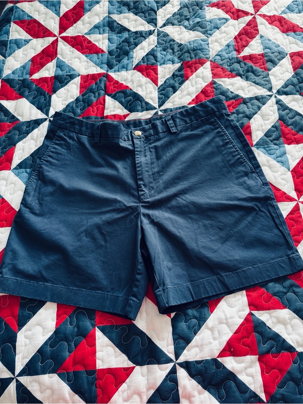 Southern Tide Men's Navy Flat-Front Cotton Shorts